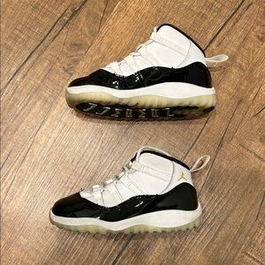 Toddler Kids Jordan Retro 11 Black White